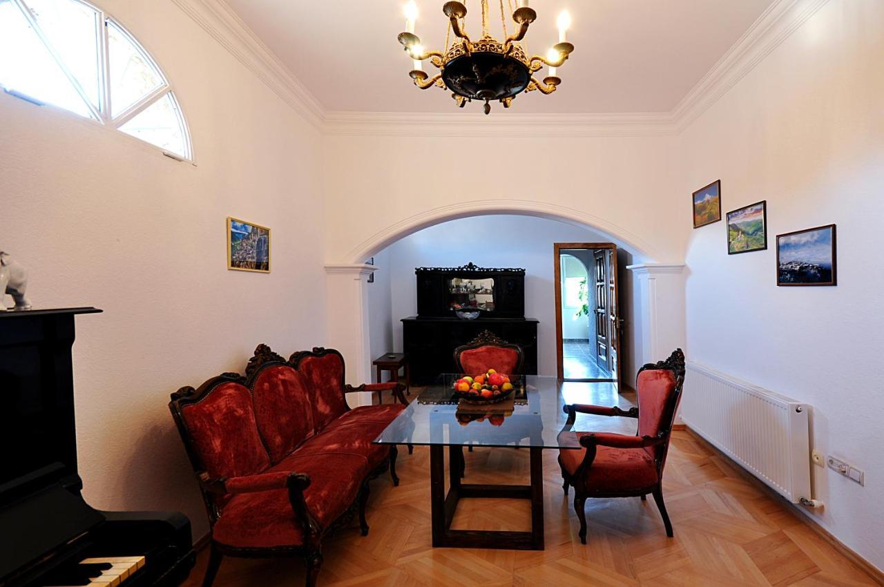 Vorontsov Old Tbilisi Apartment Exterior photo